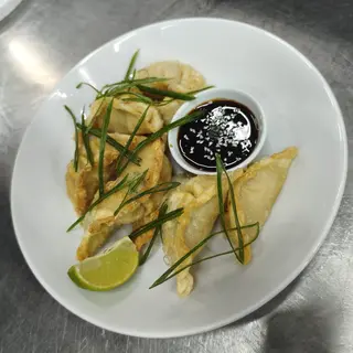CRISPY SHRIMP DUMPLINGS / GĂLUȘTE CROCANTE CU CREVEȚI / RAVIOLIS CROUSTILLANTS AUX CREVETTES