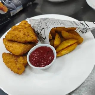 GRATINATED TURKEY SCHNITZEL / ȘNIȚEL DE CURCAN GRATINAT / ESCALOPE DE DINDE GRATINÉE