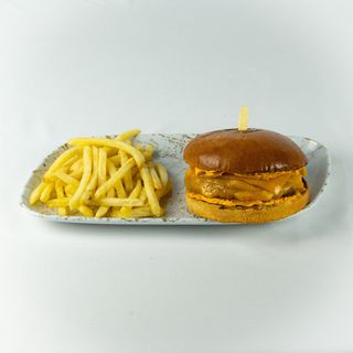 CHEESE VOLCANO BURGER