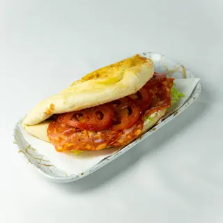PANINI CU SALAM PICANT