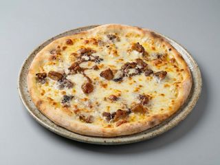 Pizza cu mitarci si trufe Ø 32cm