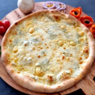 Pizza Quattro Formaggi Ø32cm