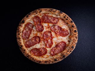 Pizza Salame