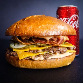 Combo Grande Smash + Coca-Cola