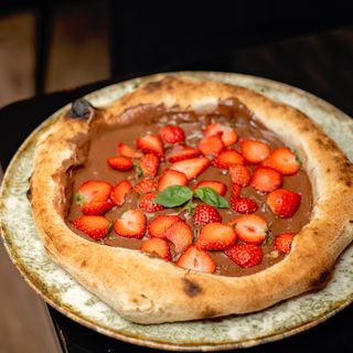 Pizza cu Nutella