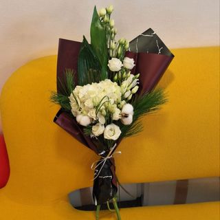 Buchet 'Adio'- eustoma cu bumbac