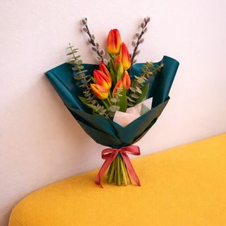 Buchet Delicat cu Lalele