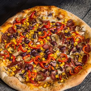 Pizza Mexicană