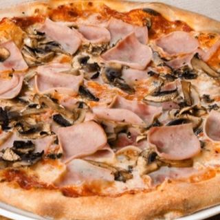 Pizza proschito e fungi