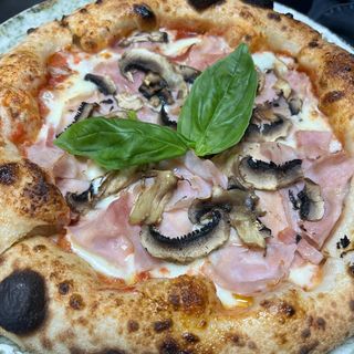 PROSCIUTTO FUNGHI