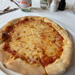 PIZZA MARGHERITA