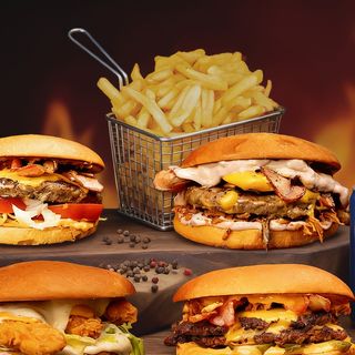 Clătite cu gem fructe pădure