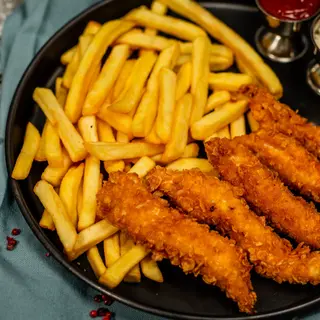 Crispy cu cartofi prăjiţi