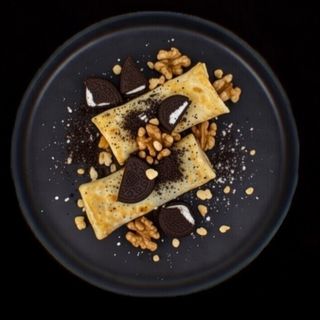 Clătite cu Nutella, oreo și nucă