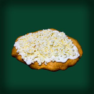 Langos cu smantana si branza telemea