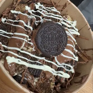 Clatita franjurata cu Oreo