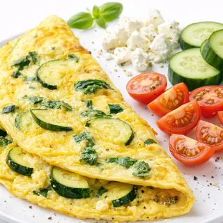 Omletă Mic Dejun cu Dovlecel și Brânză