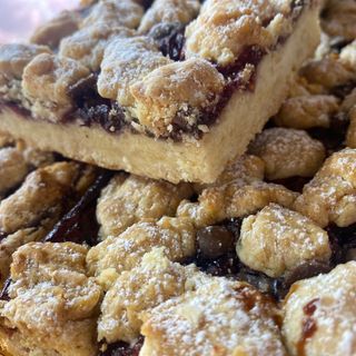 Prăjitură fragedă, de post, cu fructe de pădure