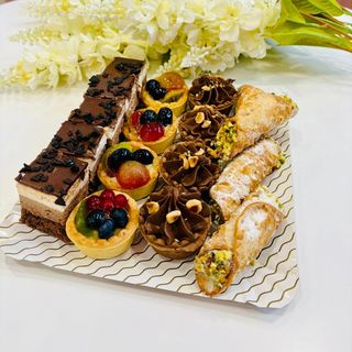 Platou mini prajituri