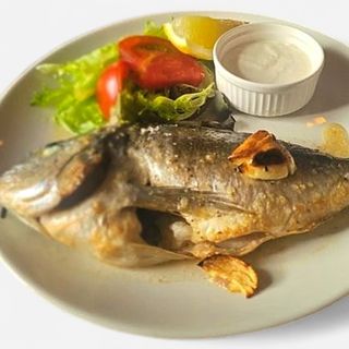 Dorada intreaga la cuptor cu unt si lamaie - NOU!
