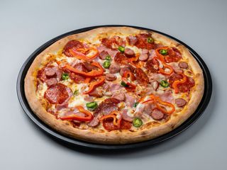 Pizza Toscana Ø 42cm mega