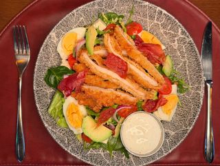 Cobb with crispy chicken