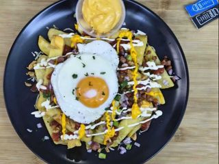 Loaded house fries - Deluxe