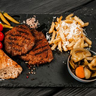 Meniu berbecut impanat la gratar