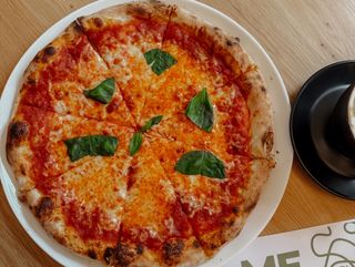 Pizza Margherita Ø 32cm