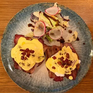 Ouă Benedict