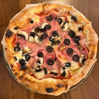Pizza Capricciosa
