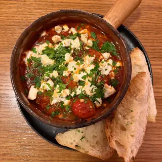 Creveți saganaki