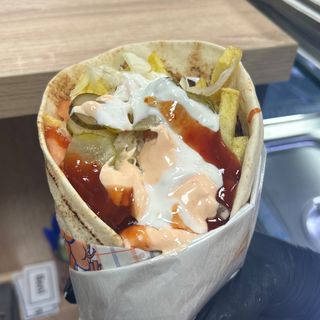 Shaorma mixt berbecuț-vită la lipie