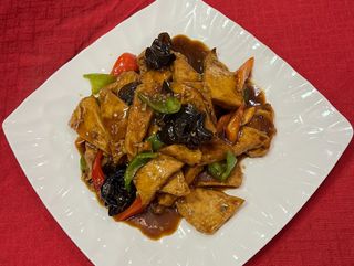 Tofu cu legume 家常豆腐