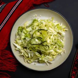 Salată de varză albă