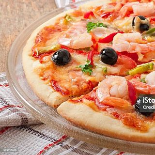 Pizza Capriciossa Ø32cm