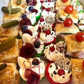 TRADITIONAL BOX-sunt necesare 3 ore pentru a onora comanda