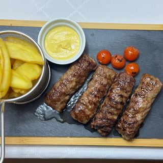 MICI BOIERESTI CU CARTOFI PAI