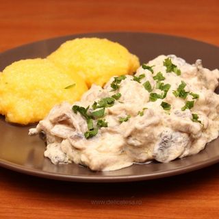 PUI TARANESC CU SMANTANA