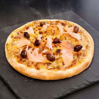 Pizza cu somon