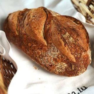 Franzela Neagra Cu Seminte