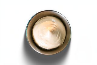 Sos de maioneza cu usturoi