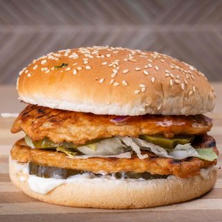 Dublu burger de vita