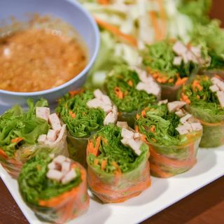 FRESH SPRINGROLLS WITH SHRIMP 8PCS