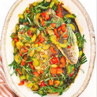 DORADA WITH VEGETABLES
