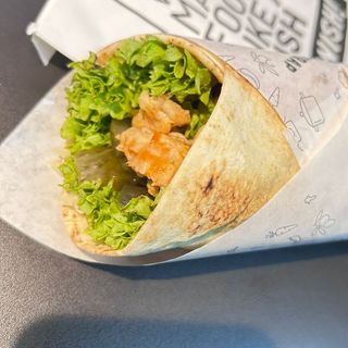 2 Wrap Crispy +1 portie cartofi pai