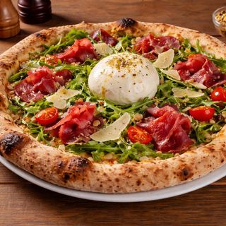 Pizza bresaola e buratta