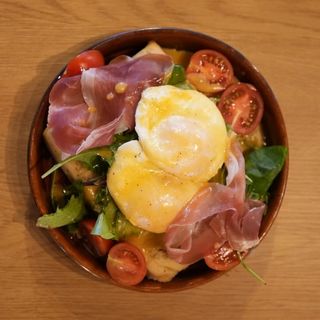 Eggs Benedict