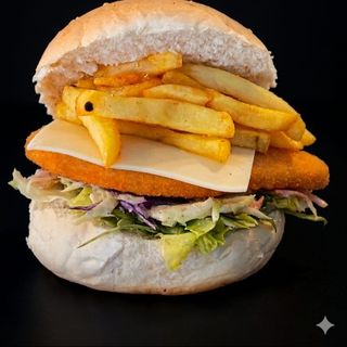 Burger cu șnițel de pui – 350 g