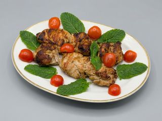 Bucăți de pui cu sos cremos la grătar (Malai Boti)